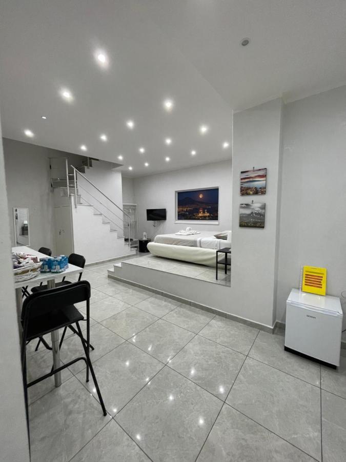 Suite Limatola เนเปิลส์ ภายนอก รูปภาพ