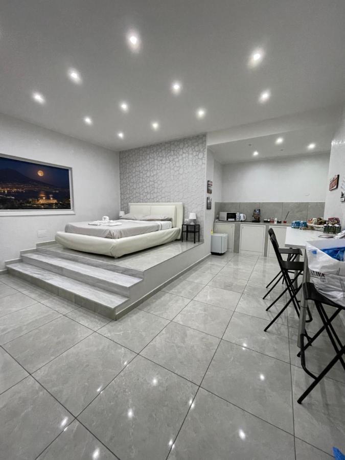 Suite Limatola เนเปิลส์ ภายนอก รูปภาพ