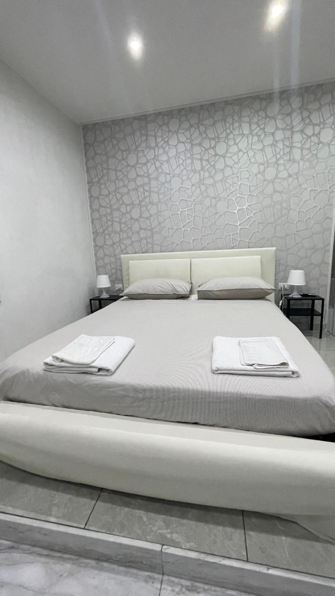 Suite Limatola เนเปิลส์ ภายนอก รูปภาพ